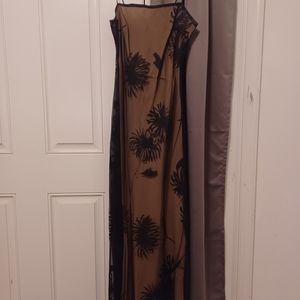 Like-new nude silk with black lace over lay Formal Dress